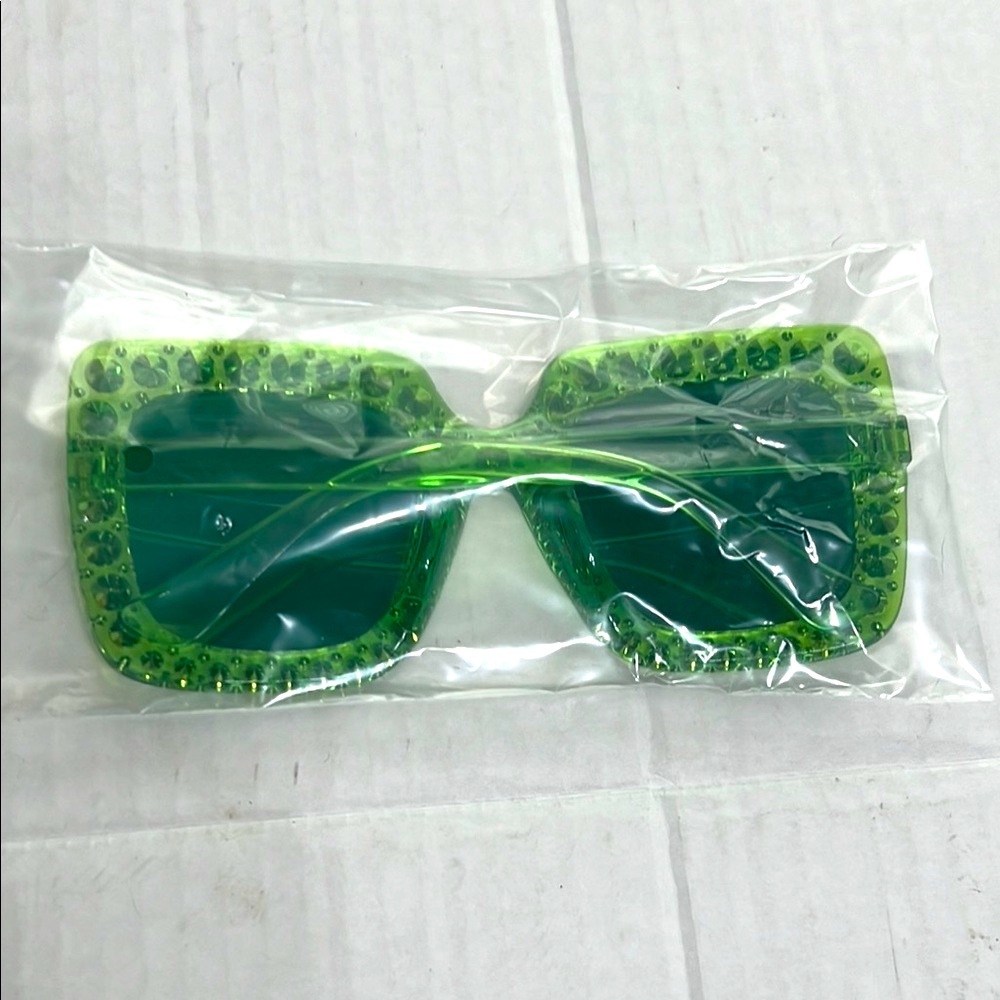 Rhinestone Green Sunglasses - Picture 2 of 4